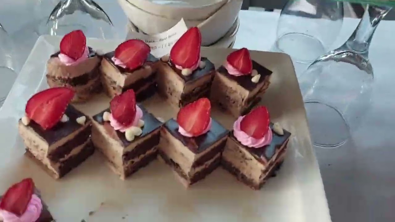 Most Beautiful Restaurant of LAHORE Monal Lahore |Monal hotel Lahore 