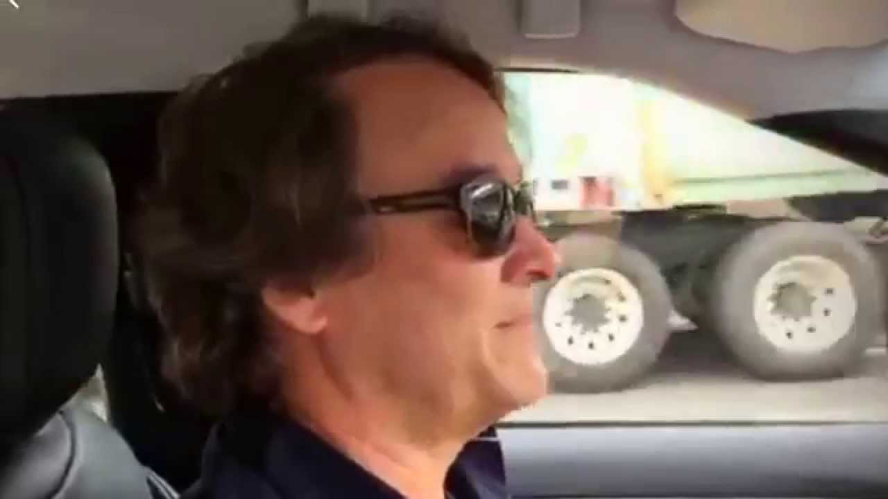 LAcarGUY's Mike Sullivan shares the 2016 Toyota Mirai on Periscope