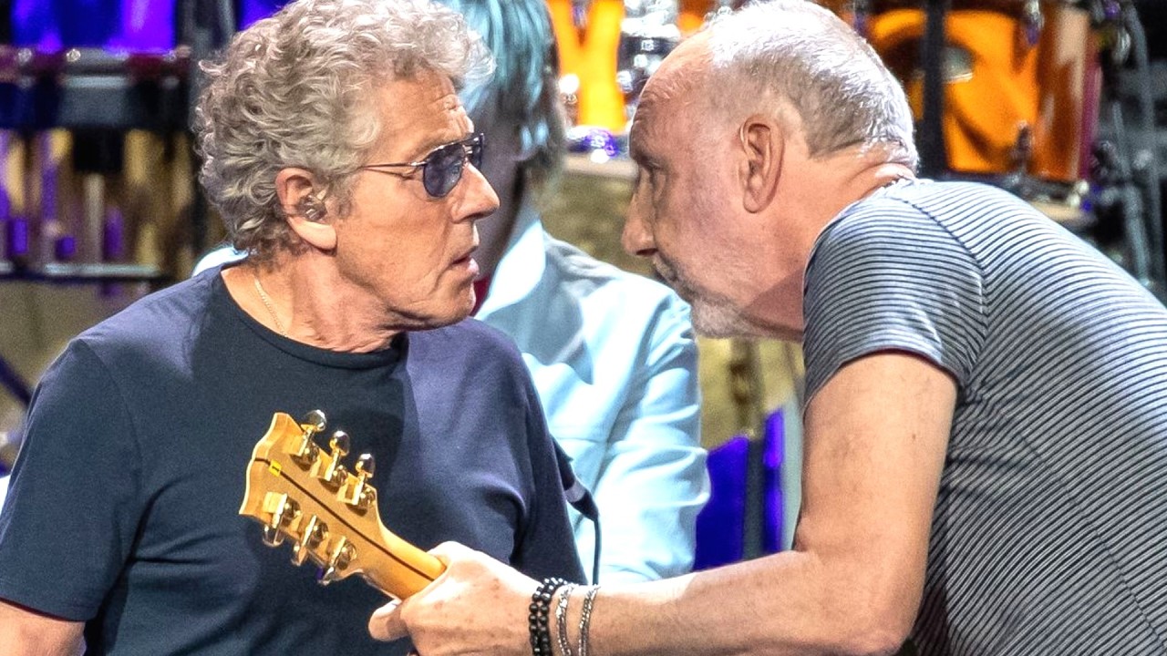 The Nastiest Band Fights That Happened In Front Of Fans