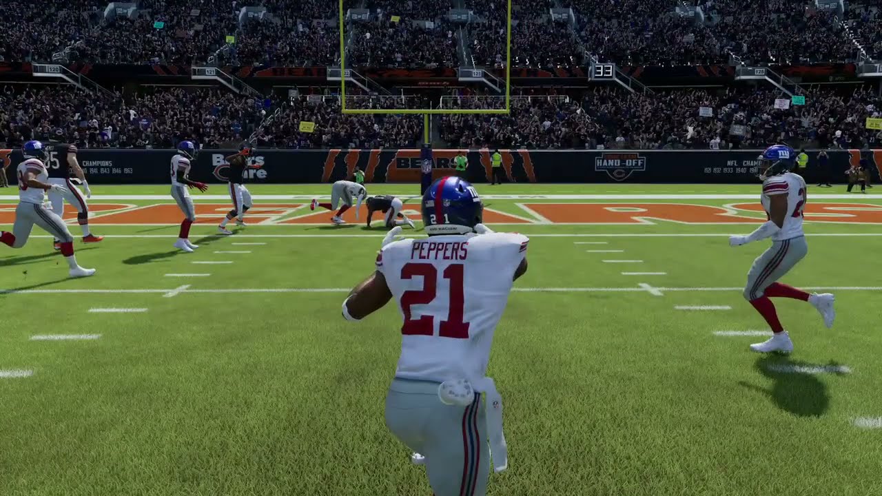 Madden 21 - He Cant Tackle Like This!