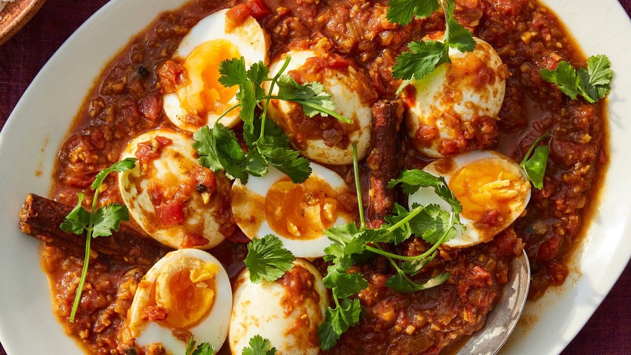 Anda curry kaisay banay . _ How to make Egg curry at home.. Aisay video dekhnay Kay lea . follow kre