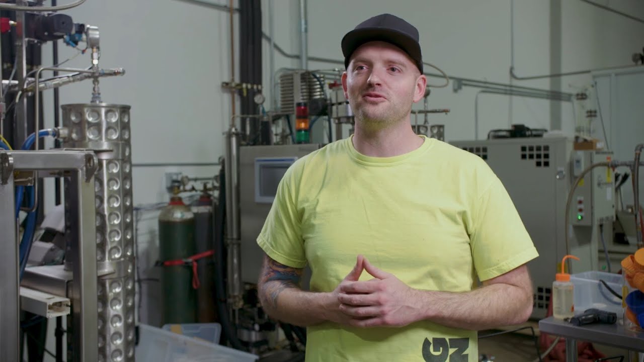 Cannabis Experts Weigh in: BHO vs CO2 vs Ethanol