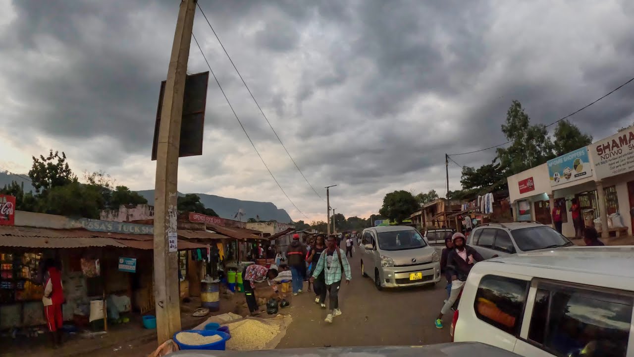 Driving in Africa: Likungwati -  Zomba