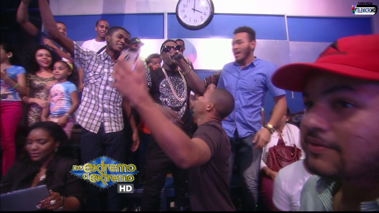 Omega El Fuerte en De Extremo a Extremo