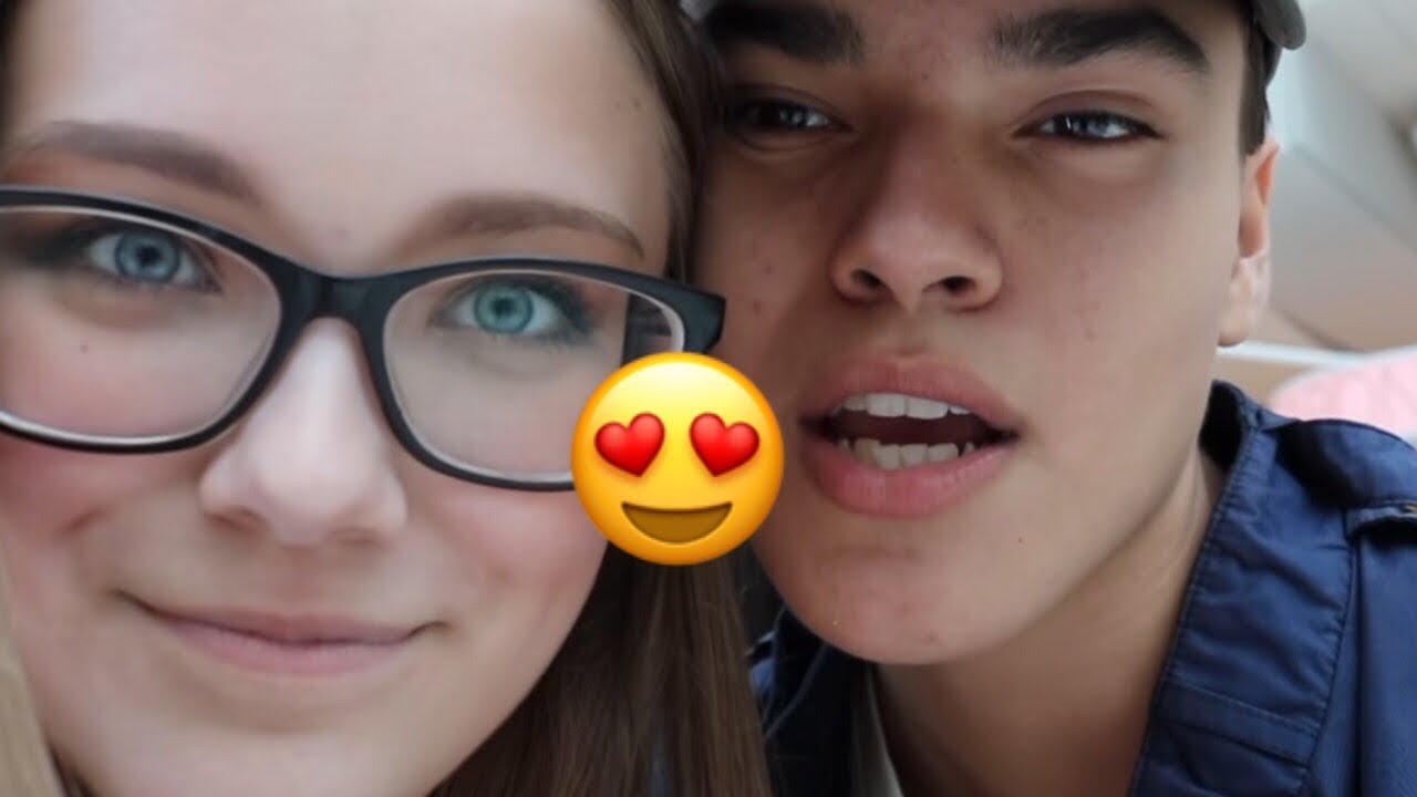 LONG DISTANCE RELATIONSHIP MEETING FOR THE FIRST TIME COMPILATION !!!