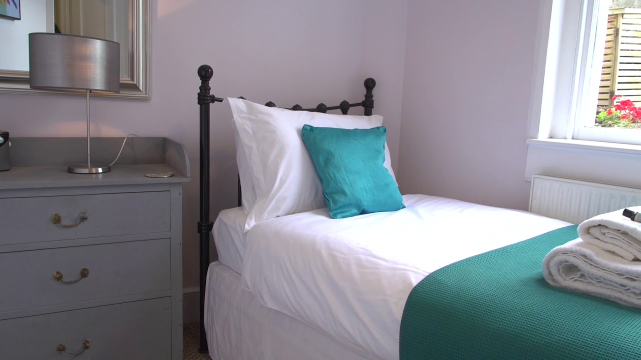 Bath Holiday Rentals | Hatfield House | Self catering