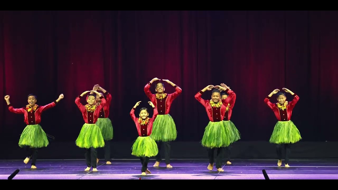 Hālau Hi'iakaināmakalehua Keiki Kāne Nani Haili Pō I Ka Lehua