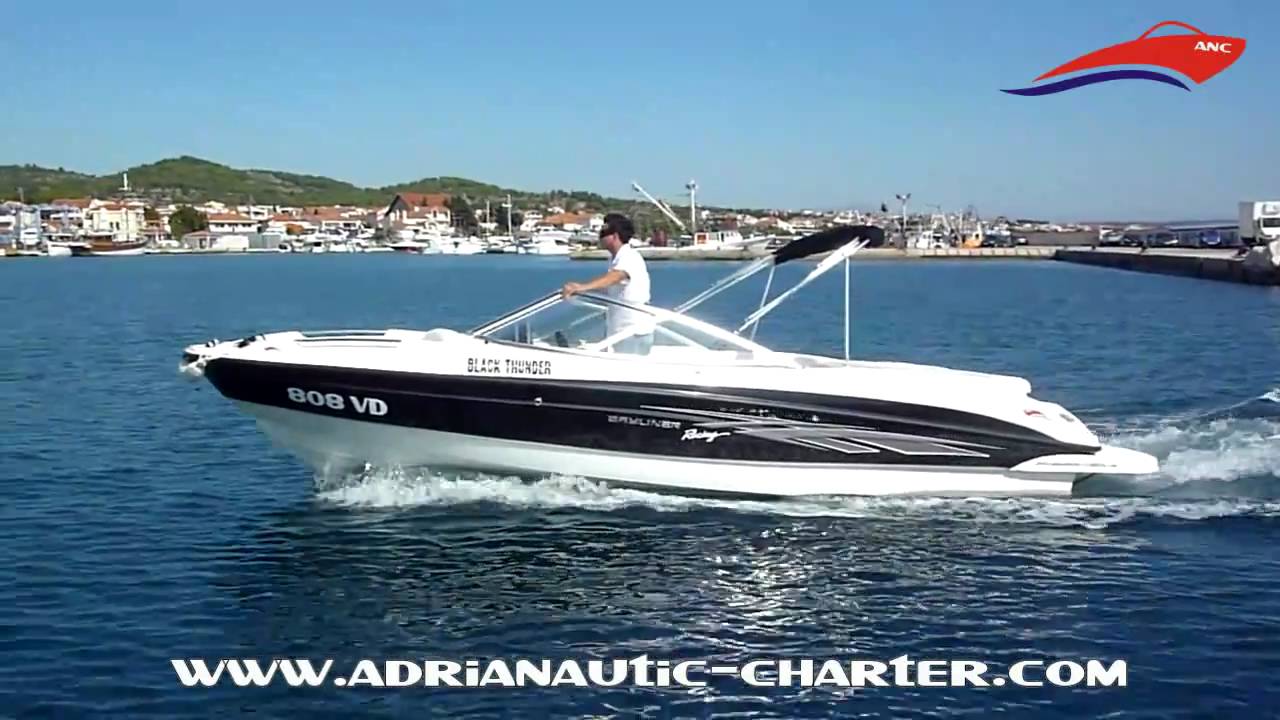 Motorboot Bayliner 215 in Kroatien