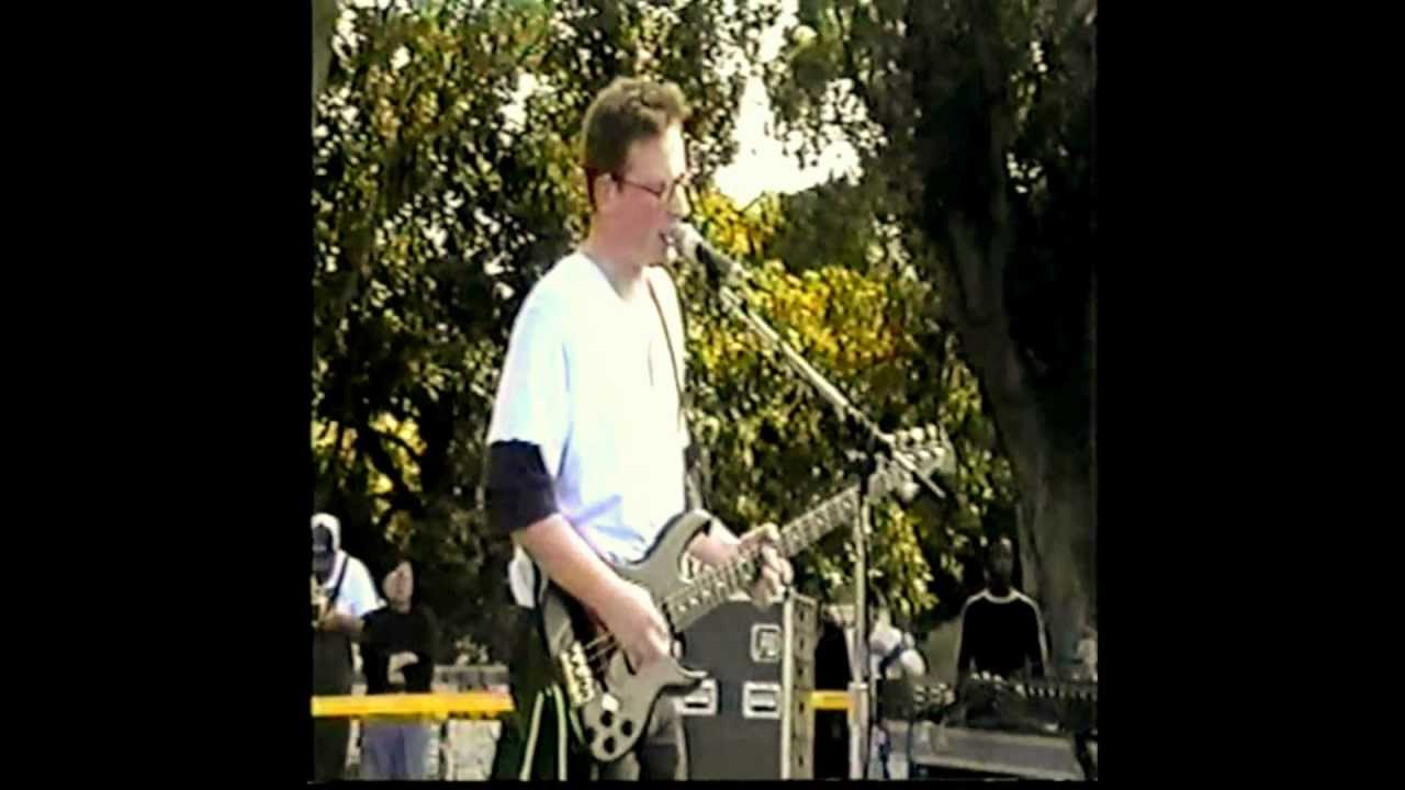 Kitchens of distinction-Mad As Snow(live in Berkeley)
