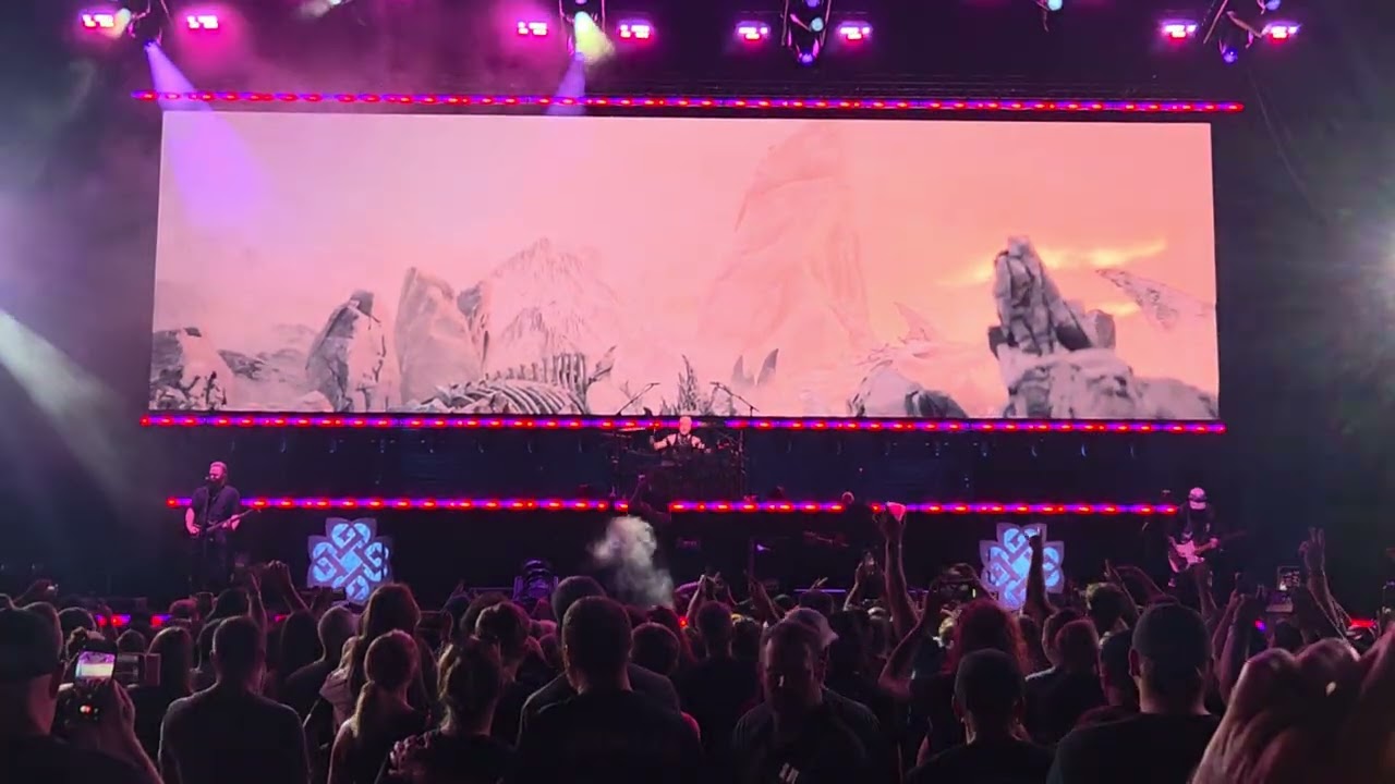 Breaking Benjamin - Awaken (Live)
