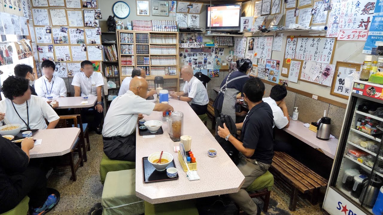 早朝３時から始まる２キロ爆盛りめし大食いアニキが集まる名古屋の鬼ヤバ食堂