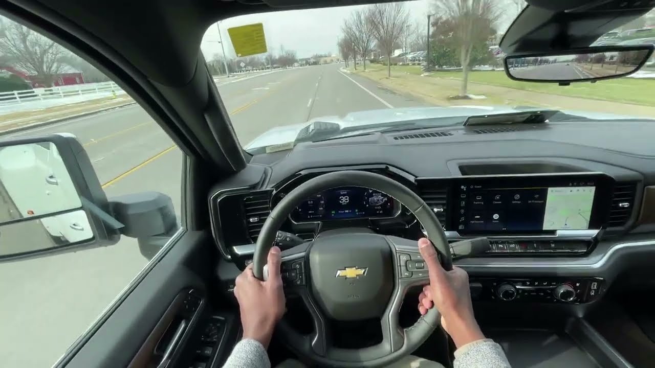 Тест-драйв Chevrolet Silverado 3500HD Dually DURAMAX 2026 года (ускорение, впечатления от вождени...