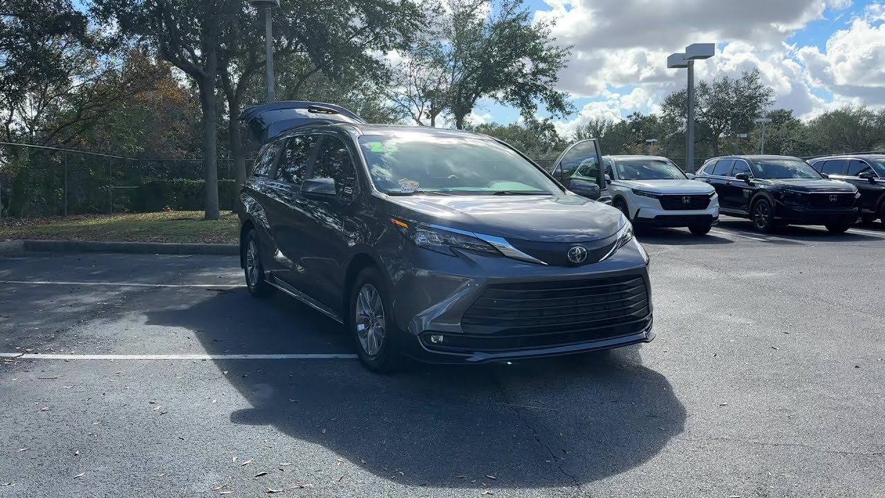 2025 Toyota Sienna XLE Winter Garden, Clermont, Windermere, Winter Park, The Villages FL