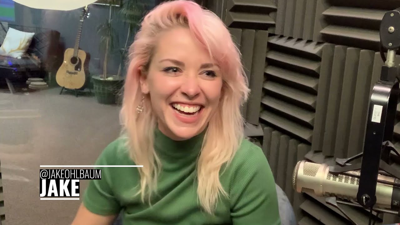 X1039 In Studio with The Foxies