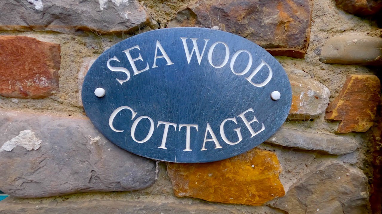 Sea Wood Cottage  |  Amroth  |  Wales