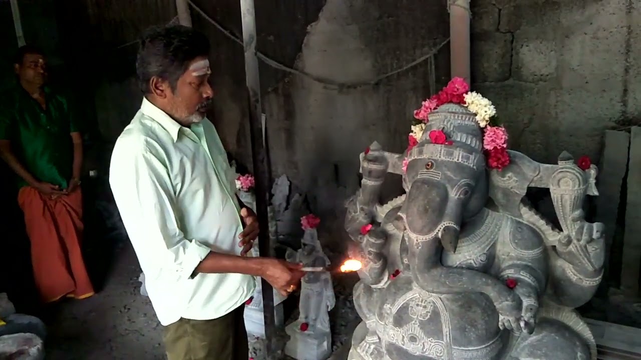 maanikka vinayagar statue  done by sthapathi k. natarajan, villivakkam chennai to srilanka  hatton