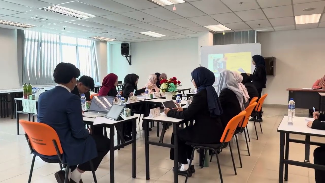 ADM231 MOCK MEETING AM1203D- FRESHLY BERHAD