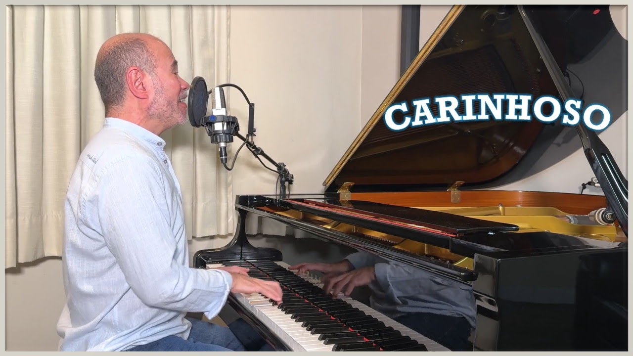 CARINHOSO - PIANO E VOZ ARI PROTÁZIO
