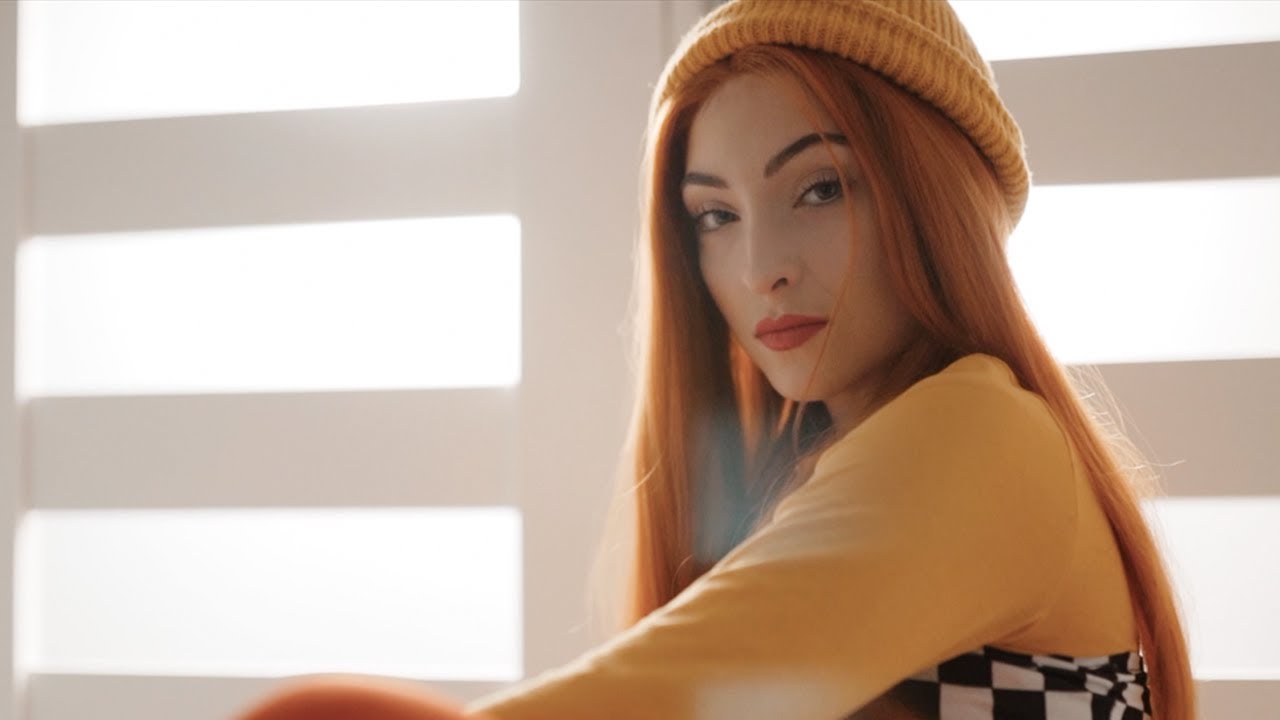Barbora Hazuchová - Iná (Official Video)