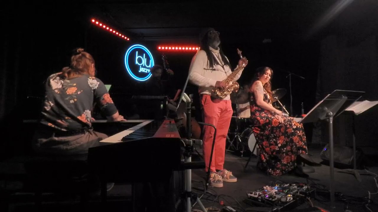 Polkadots and Moonbeams - Live @ Blu Jazz +
