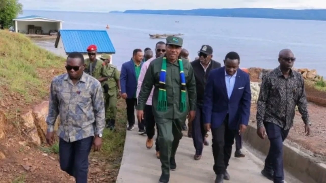 WAZIRI MKUU MHE. MWIGULU NCHEMBA AKAGUA BANDARI YA KASANGA MKOANI RUKWA