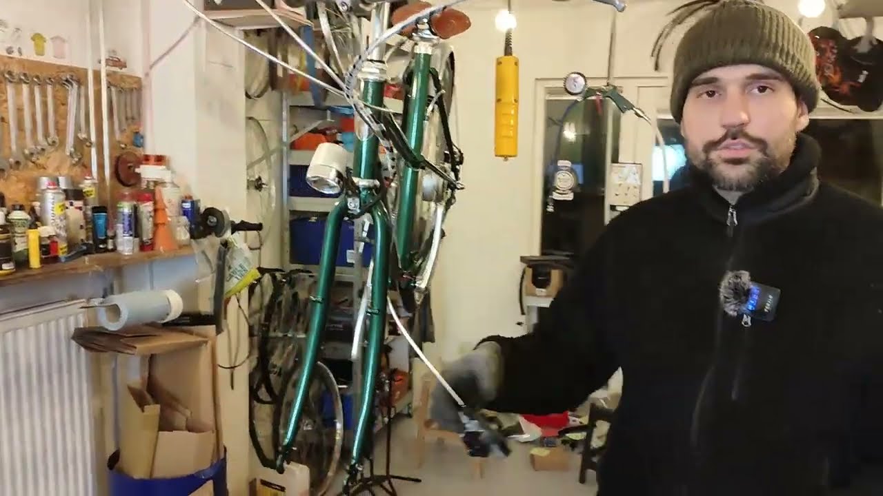 UNBOXING AND ASSEMBLING THE NEW CAPRI AZUR 4 E-BIKE