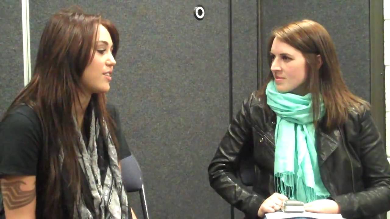 Hot 99.5 Sarah's Fraser unedited interview with Miley Cyrus!