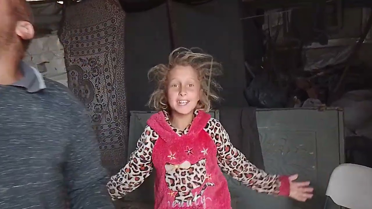 نحنا نعاني من المياه لا تنسونا من دعمكم انا علي امل وثقه بكم أنكم ستكونون سند لي بعد الله عز وجل🕊️🍃🍁