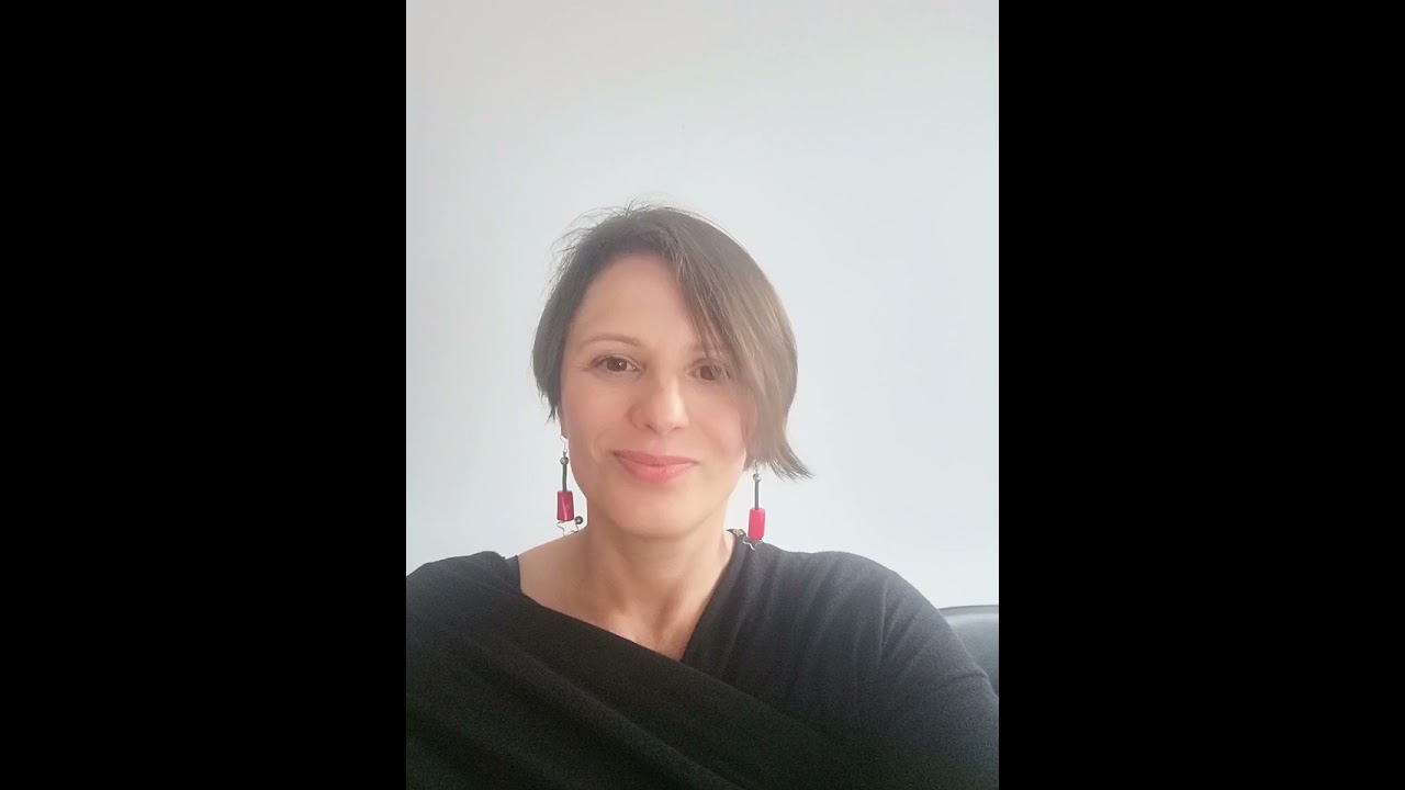 Književni podcast - gošća Julijana Adamović