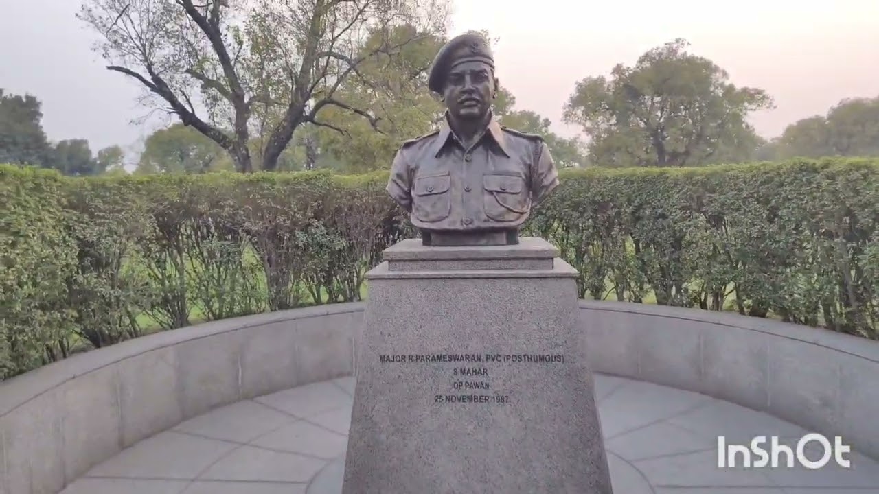 Paramveer chakkar se sammanit kiye Gaye Veer Jawan ki statue  #trendingvlog #viralvlogs #vlogsvideo 