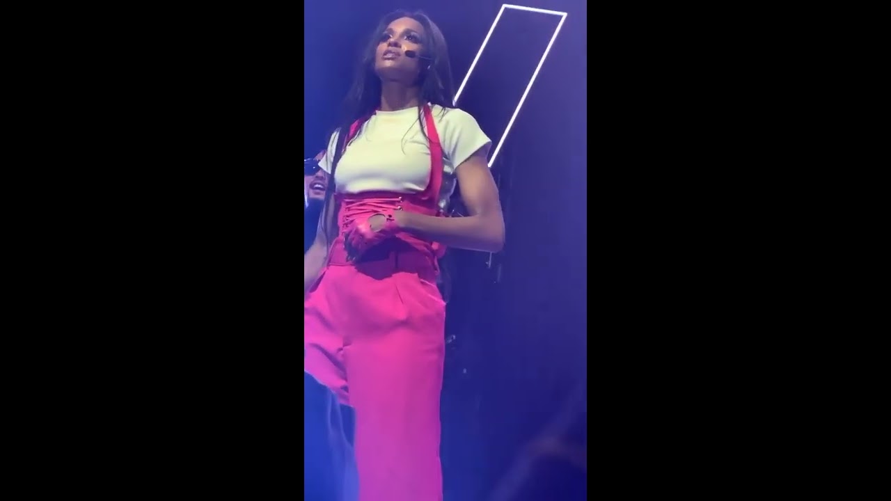 CIARA GETS A SURPRISE ON STAGE IN ATLANTA- Beauty Marks Tour 2019