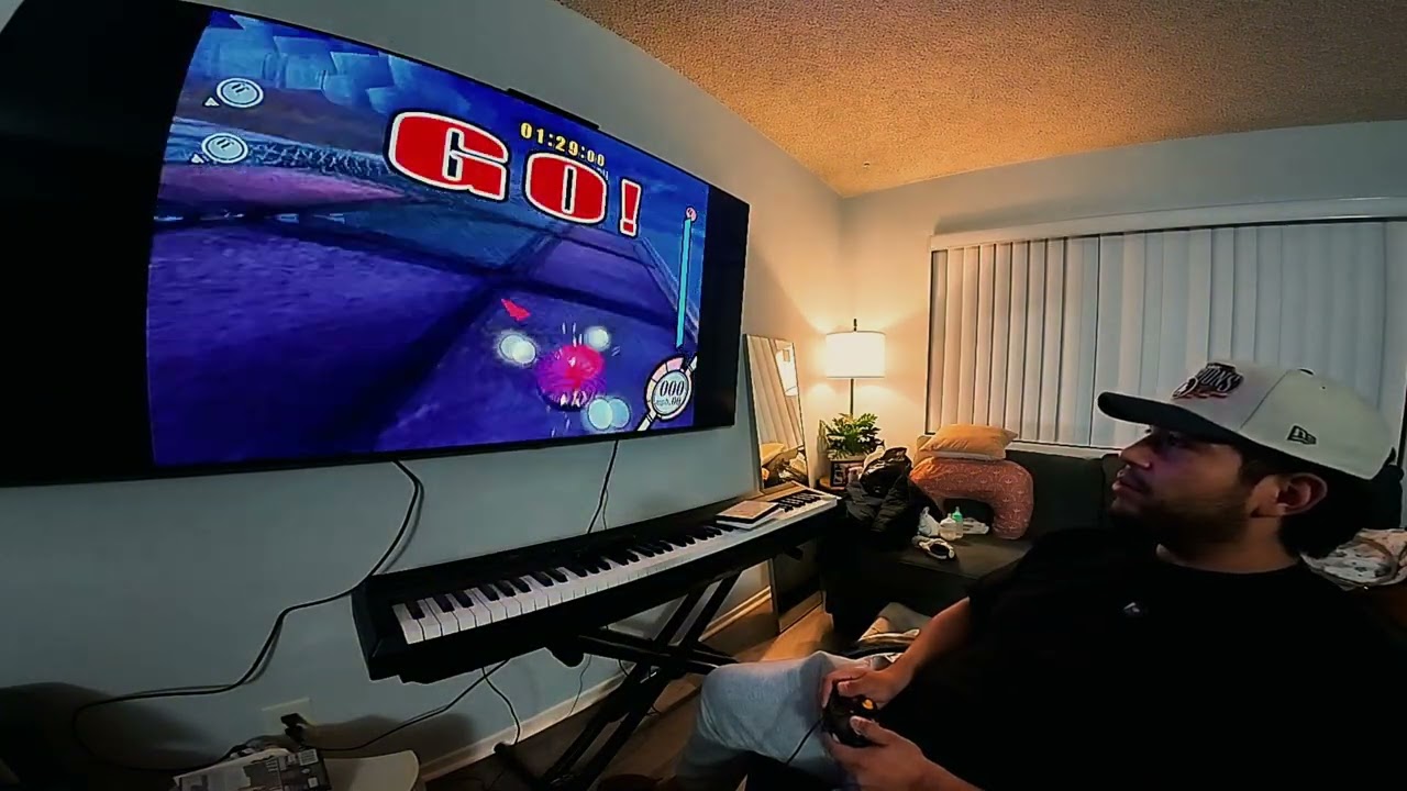 Play RETRO video games beside me to calm you down 🎮🧠