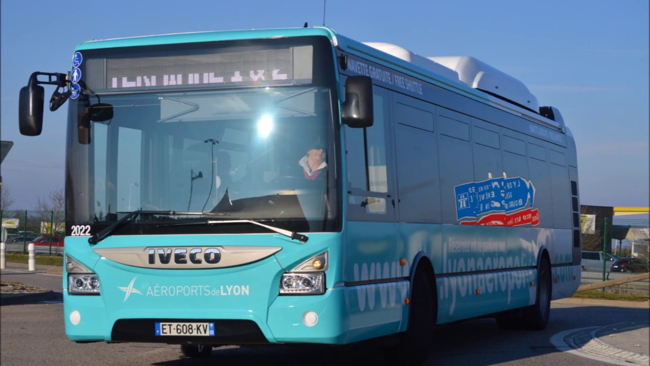 Bus Lyon Aéroport Voyage à bord d'un Iveco Urbanway 12 Gnc
