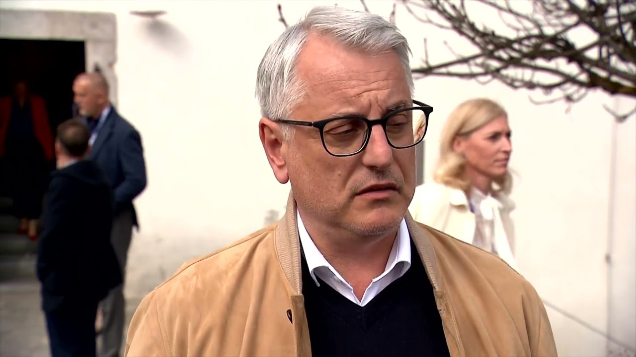 24UR | Prvi odziv Goloba na posnetke, Jan&scaron;a poziva k odstopu vlade | POP TV