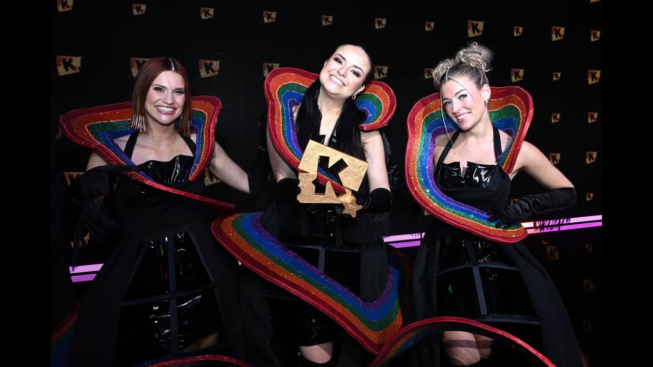 K3 schrikt zich te pletter tijdens Gala van de Gouden K's
