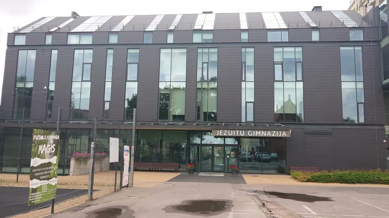 Jezuitu gimnazija buvusi Adomo Mickevičiaus 9 vidurine mokykla Kaunas _ Secondary school named A. M.