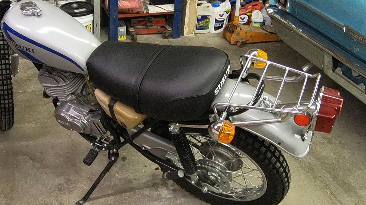 Suzuki TS-250 Seat rebuild