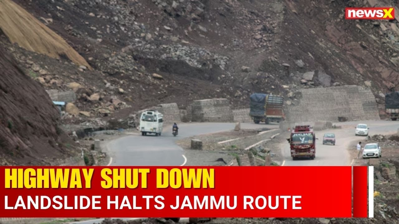 Landslide Hits Jammu-Srinagar Highway, Hundreds of Vehicles Stranded in Ramban | NewsX