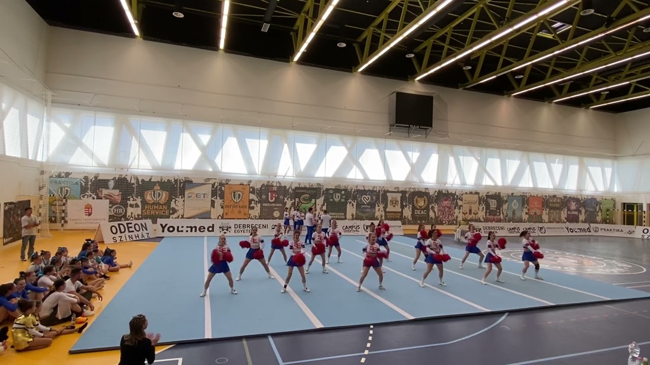 Semmelweis Cheer Team-Országos Show Cheer Team Bajnokság