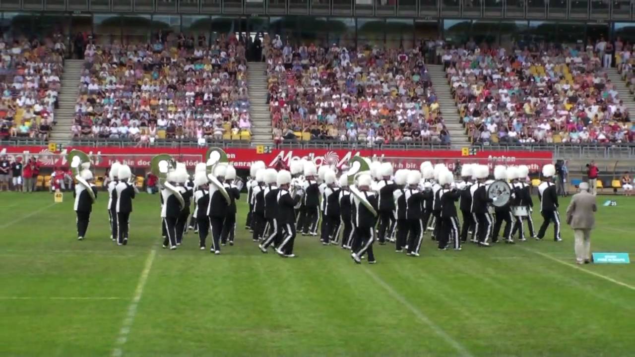 Advendo Sneek Marsparade WMC 2009 deel 1 van 2
