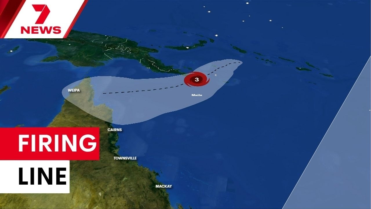 Australians stranded by Fiji cyclone on a warpath | 7NEWS