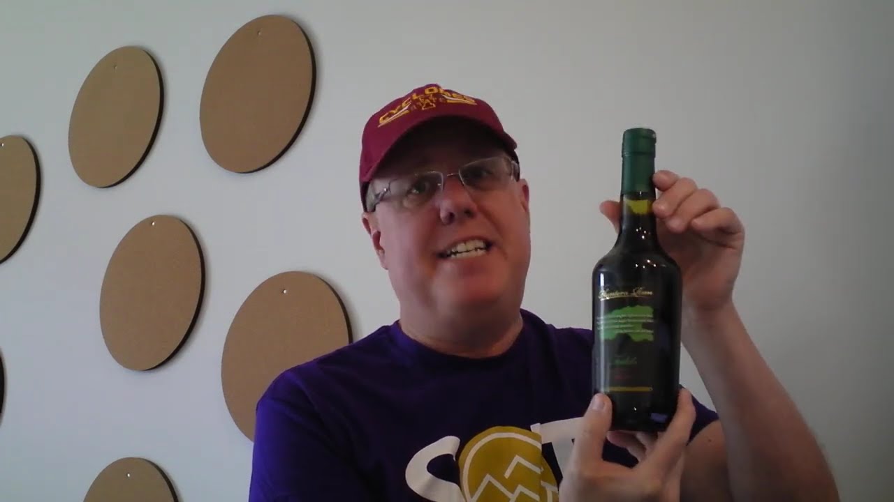 Sláinte!  A great pairing of Irish-themed wine and music!