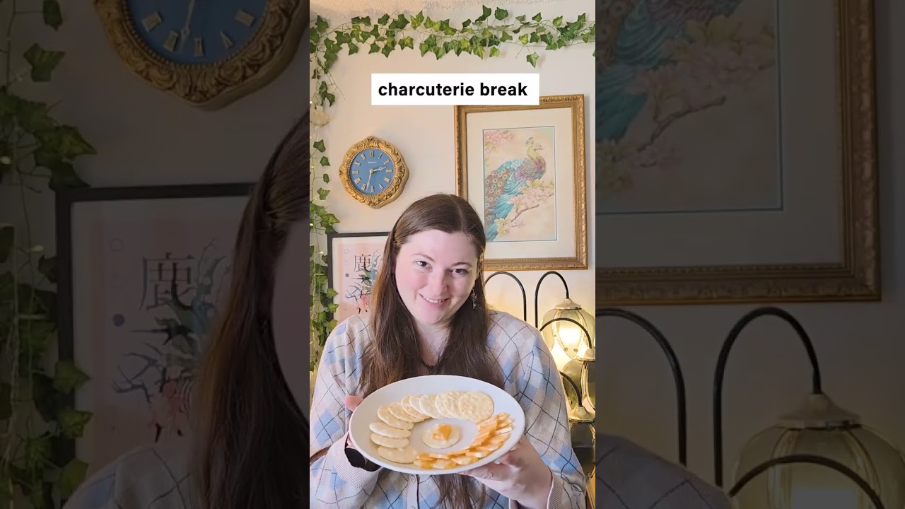 A realistic day in the life of an independant artist