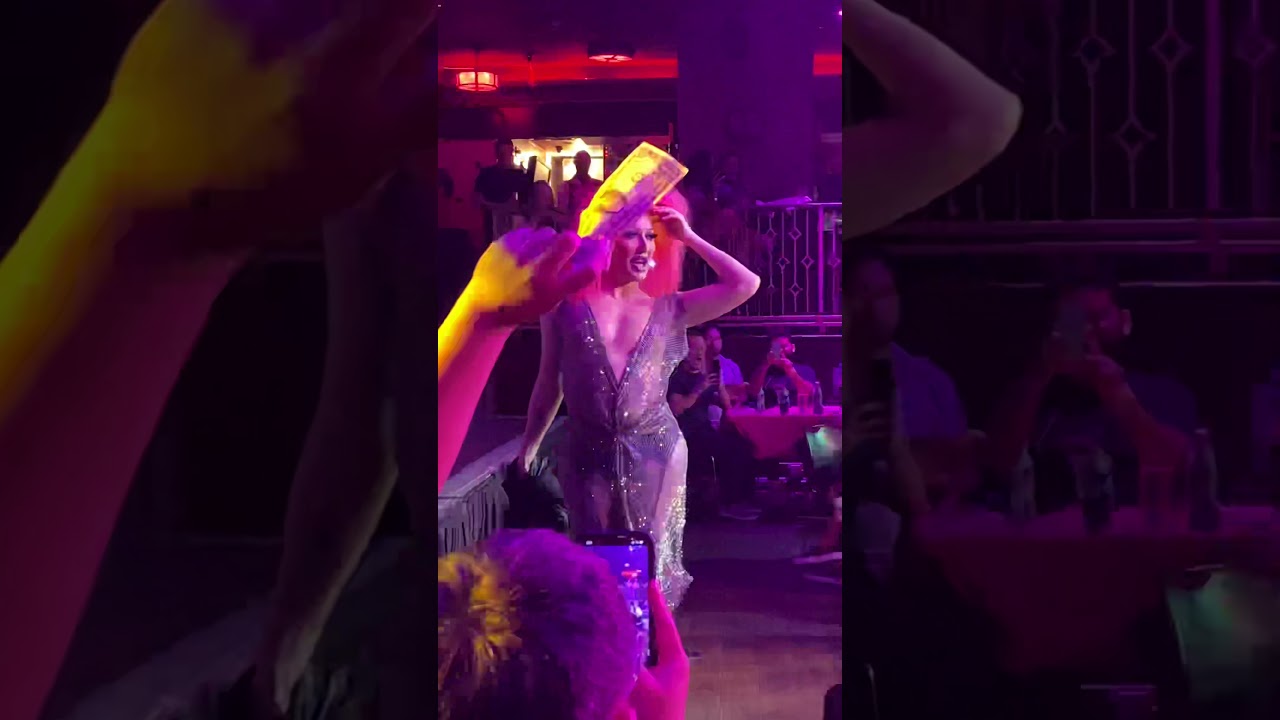 Detox at Hamburger Mary’s Long Beach