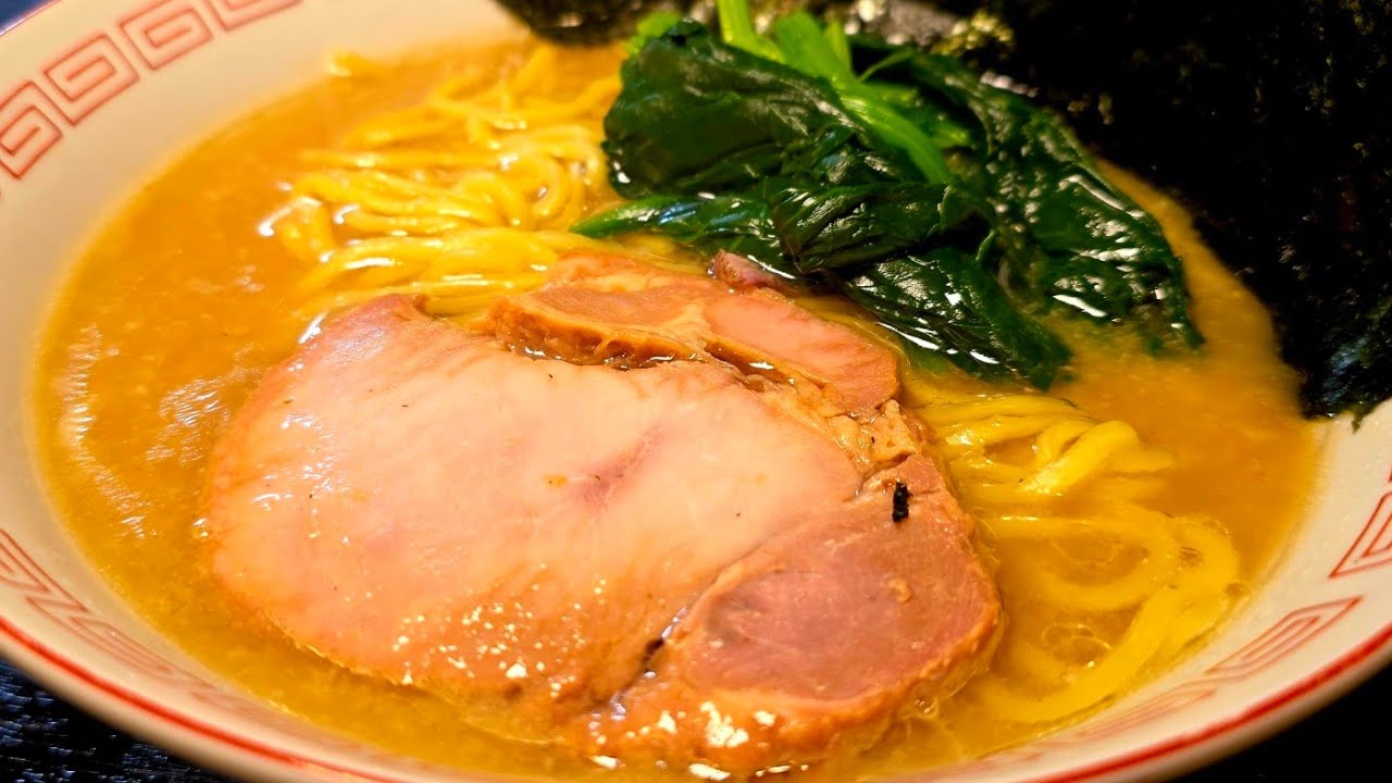 こんなん15分で出来たらラーメン屋いかなくなるぞ家系ラーメン