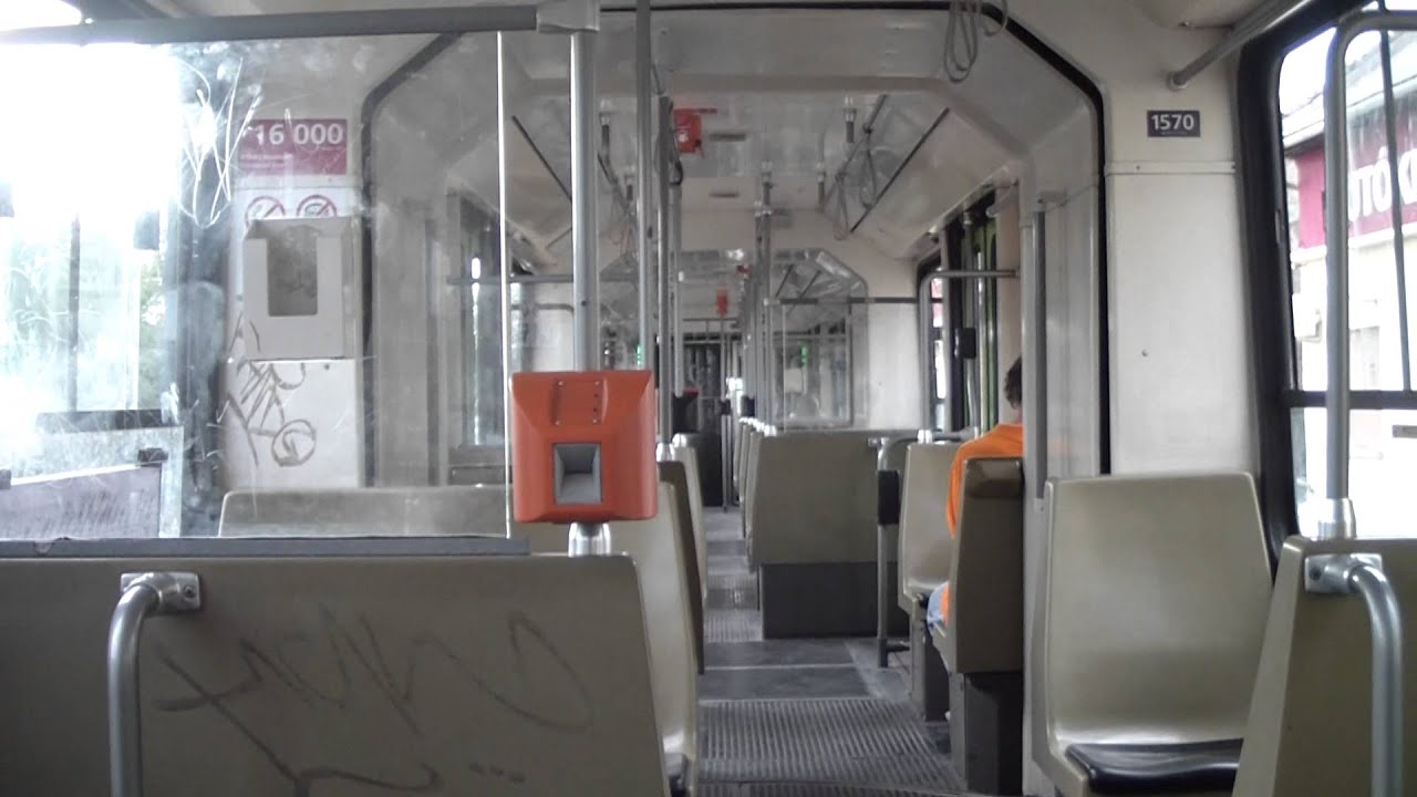 Budapest Tramline 50 (B&eacute;ke T&eacute;r to Honv&eacute;d Utca)