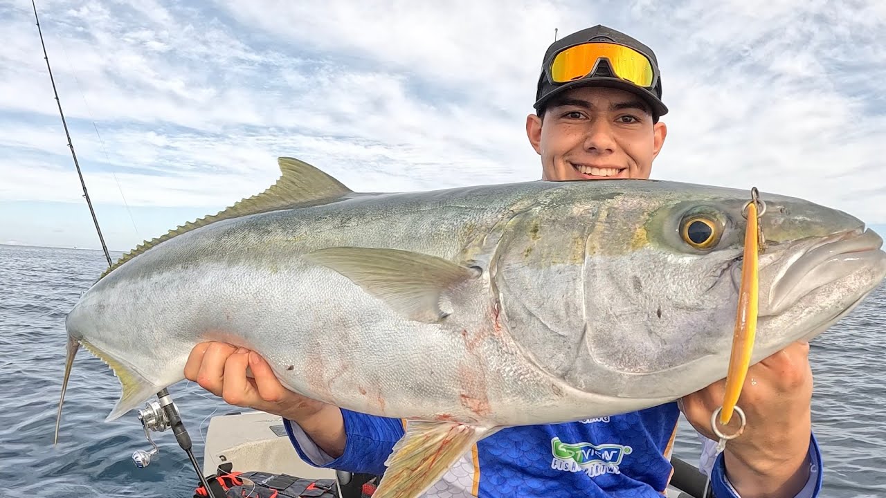 ¡JUREL GIGANTE desde KAYAK! Pesca épica en el Mar de La Paz. 
