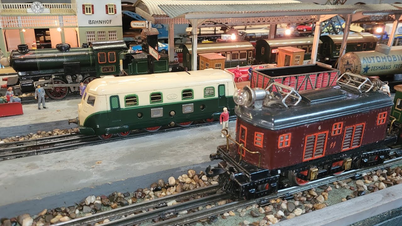 TINPLATE TRAINS FROM MÄRKLIN JEP & BING IN 0 GAUGE 