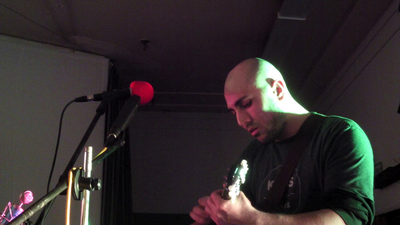 Singer- Songwriter Kevin Kvein Live Studio Performance