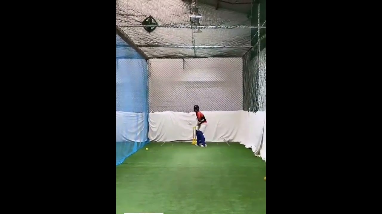 Kusal mendis practise in the nets